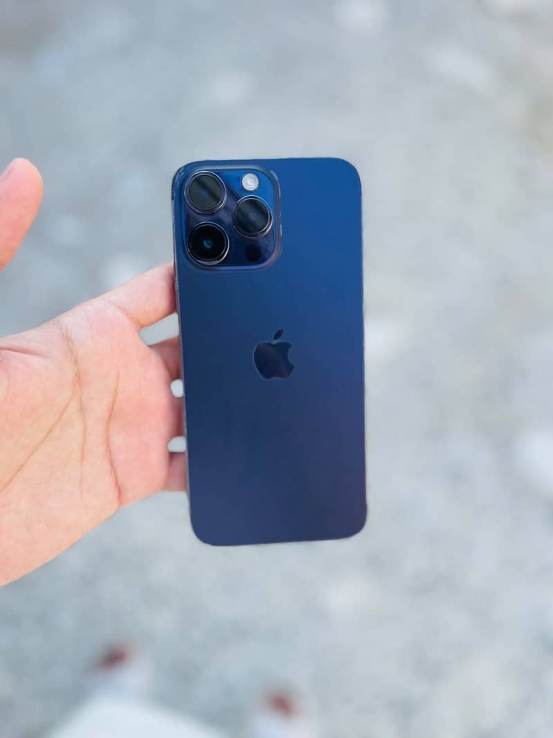 Apple iPhone 14 Pro Max 4