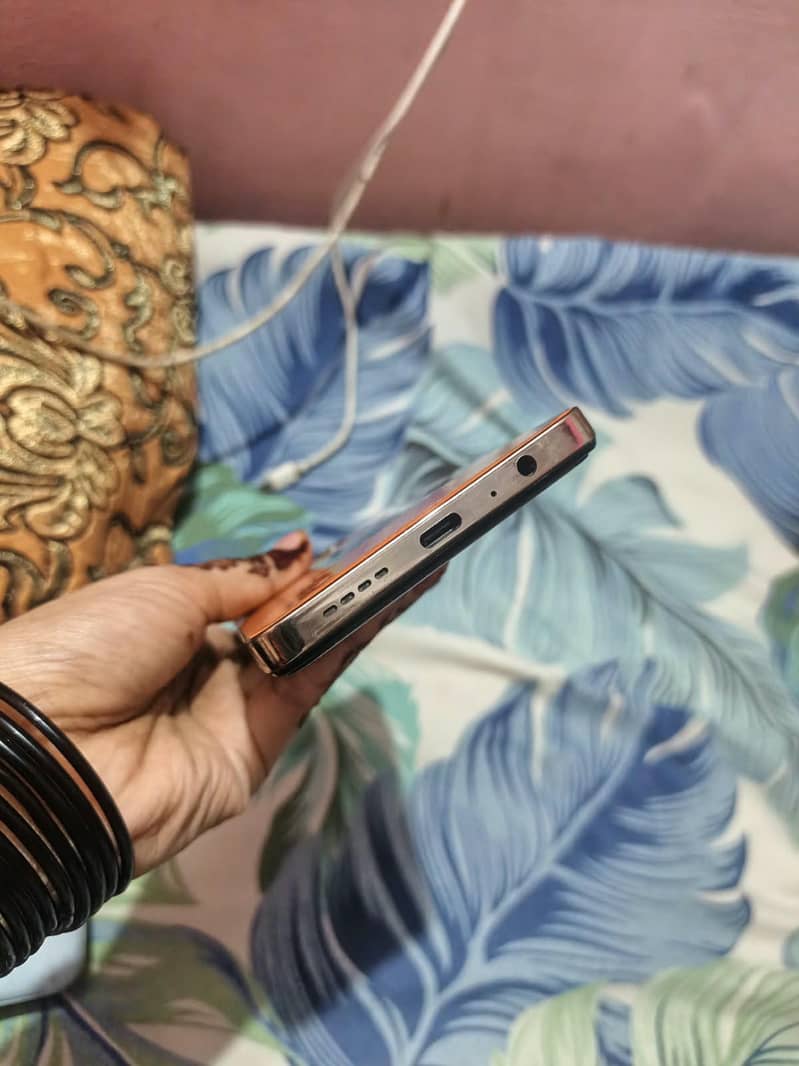 Infinix Note 30 6