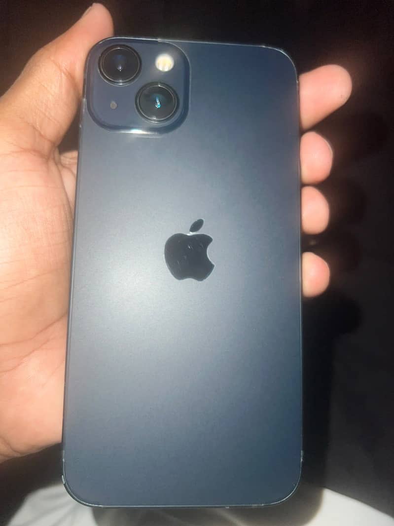 Apple iPhone 13 5