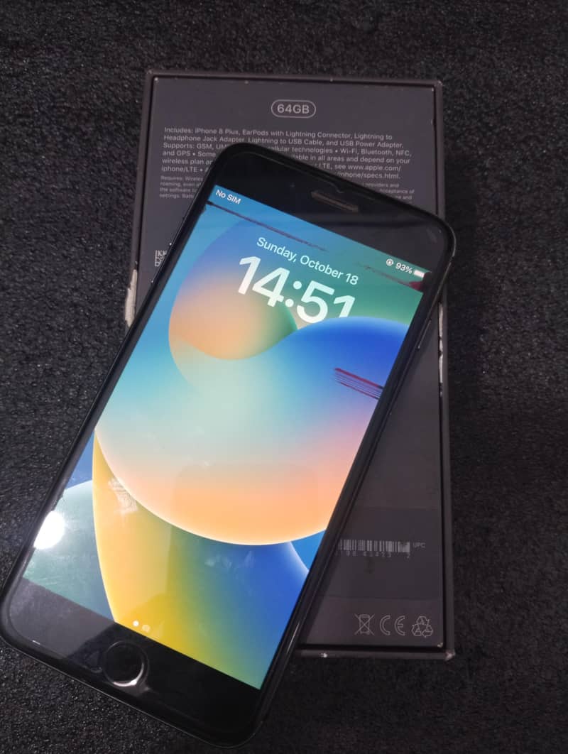 Apple iPhone 8 Plus 0