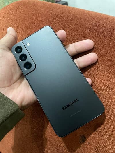 Samsung Mobile S22