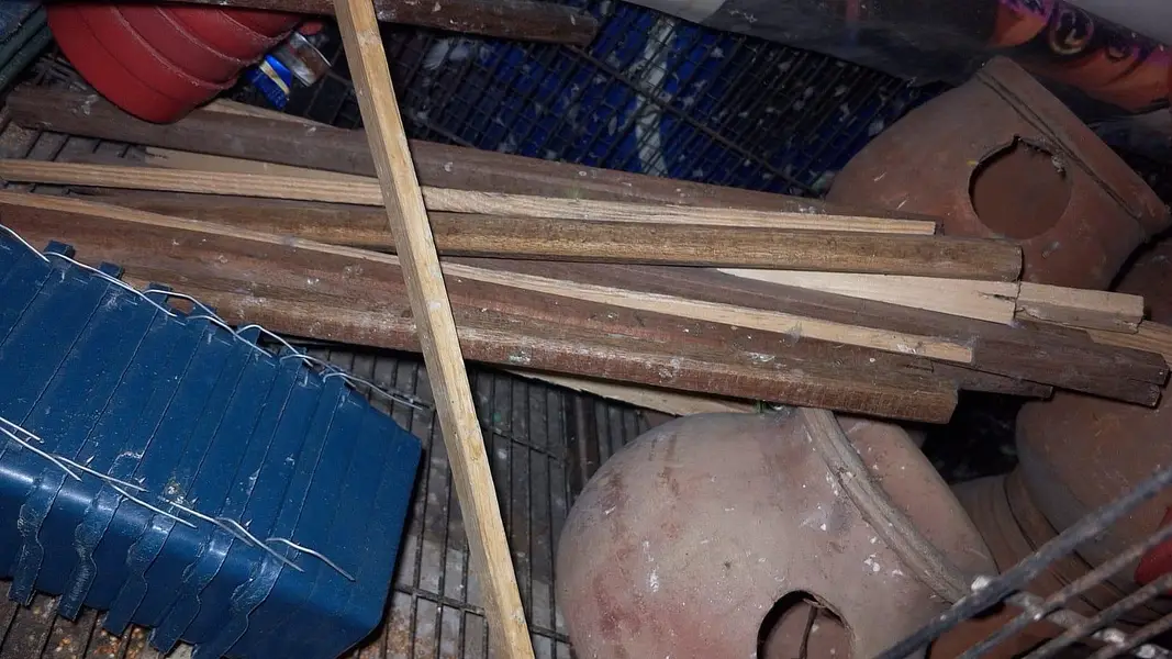 Birds Breeding Boxes,Matki, Cages Pots & Sticks — photo 3