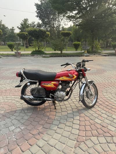 Honda CG 125 2021 model