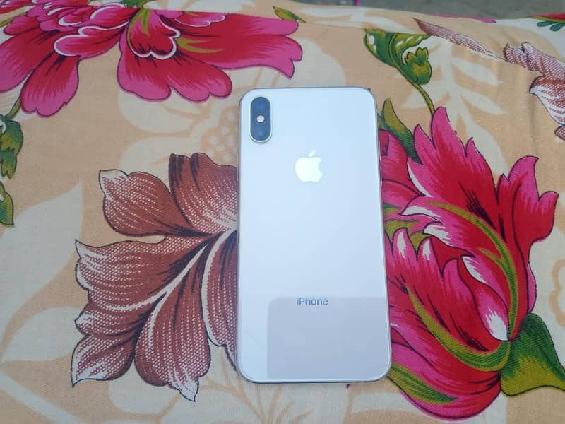 Apple iPhone XS 3