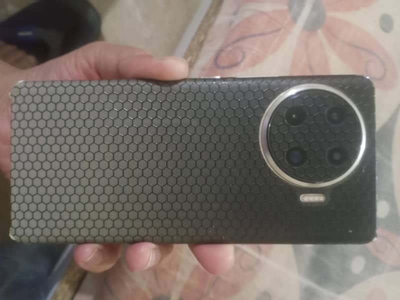 Tecno Spark 20 Pro Plus 1