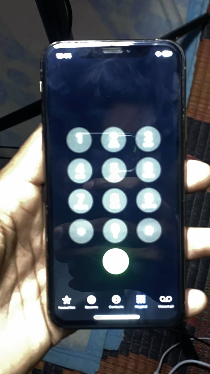 Apple iPhone XS 1