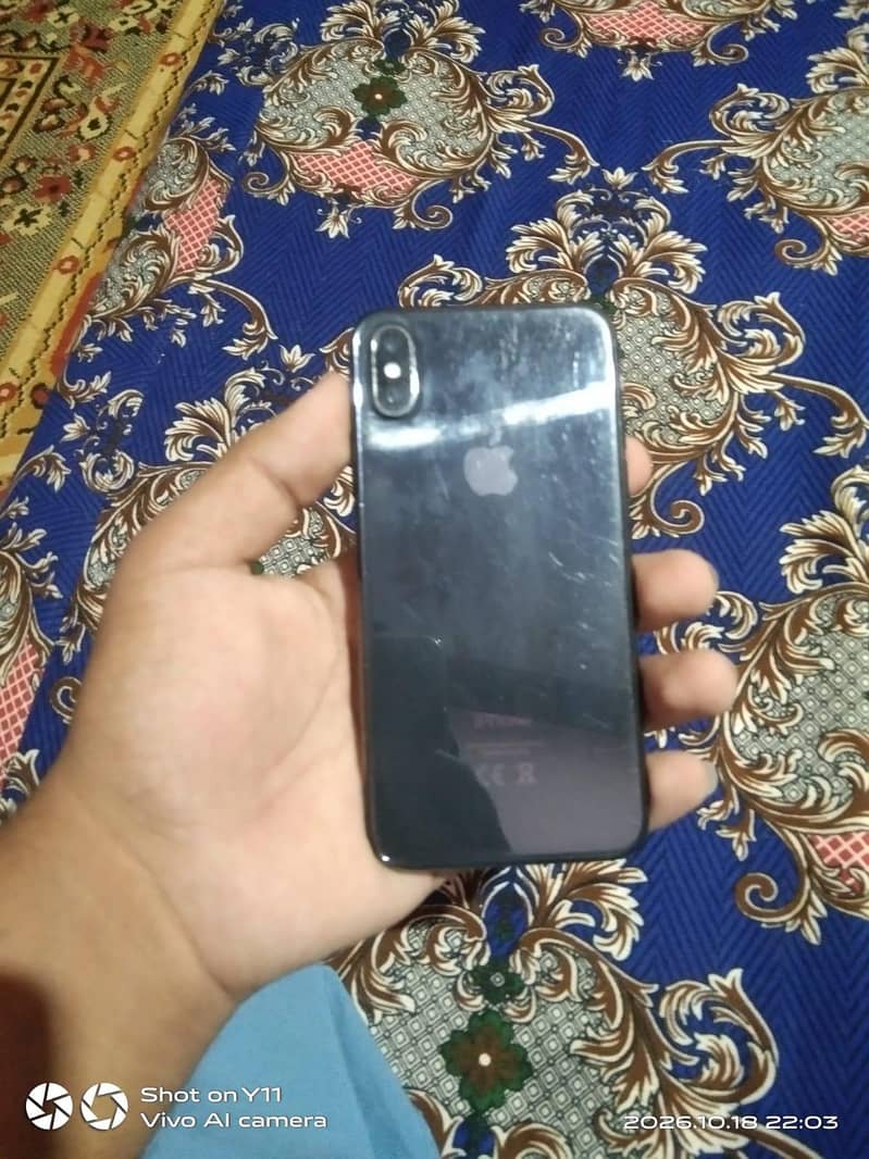 Apple iPhone X 0
