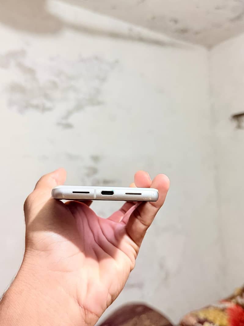 Google Pixel 7 3
