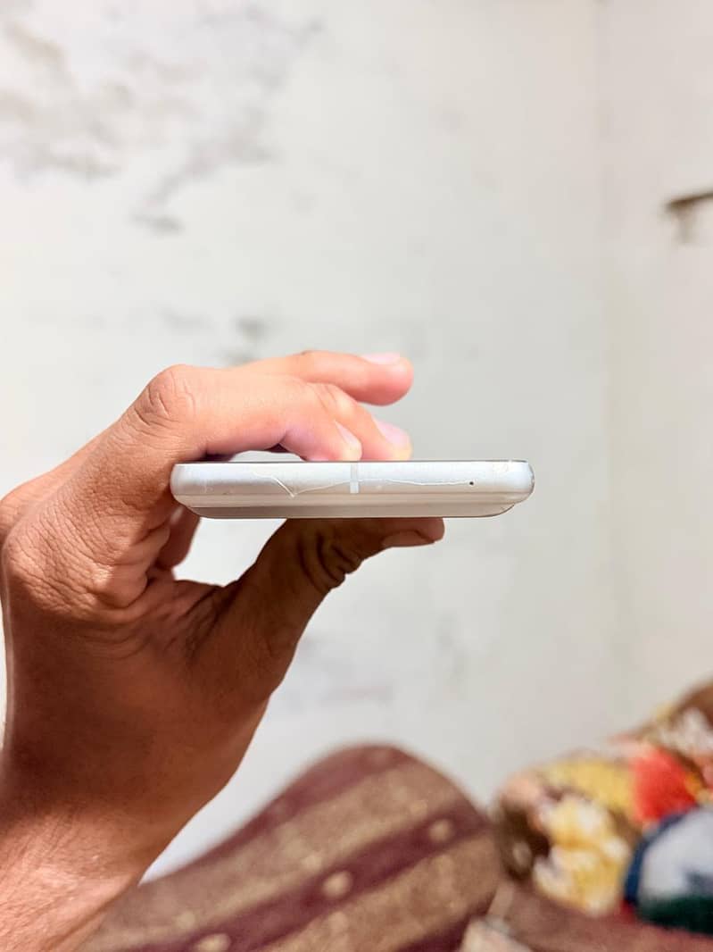 Google Pixel 7 6
