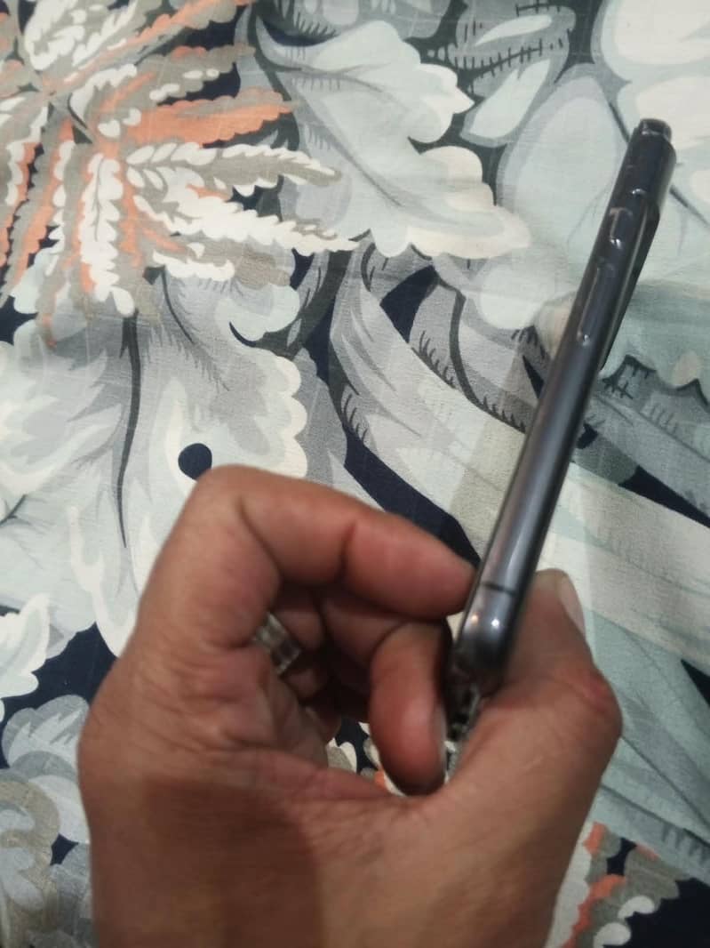 Google Pixel 8 1