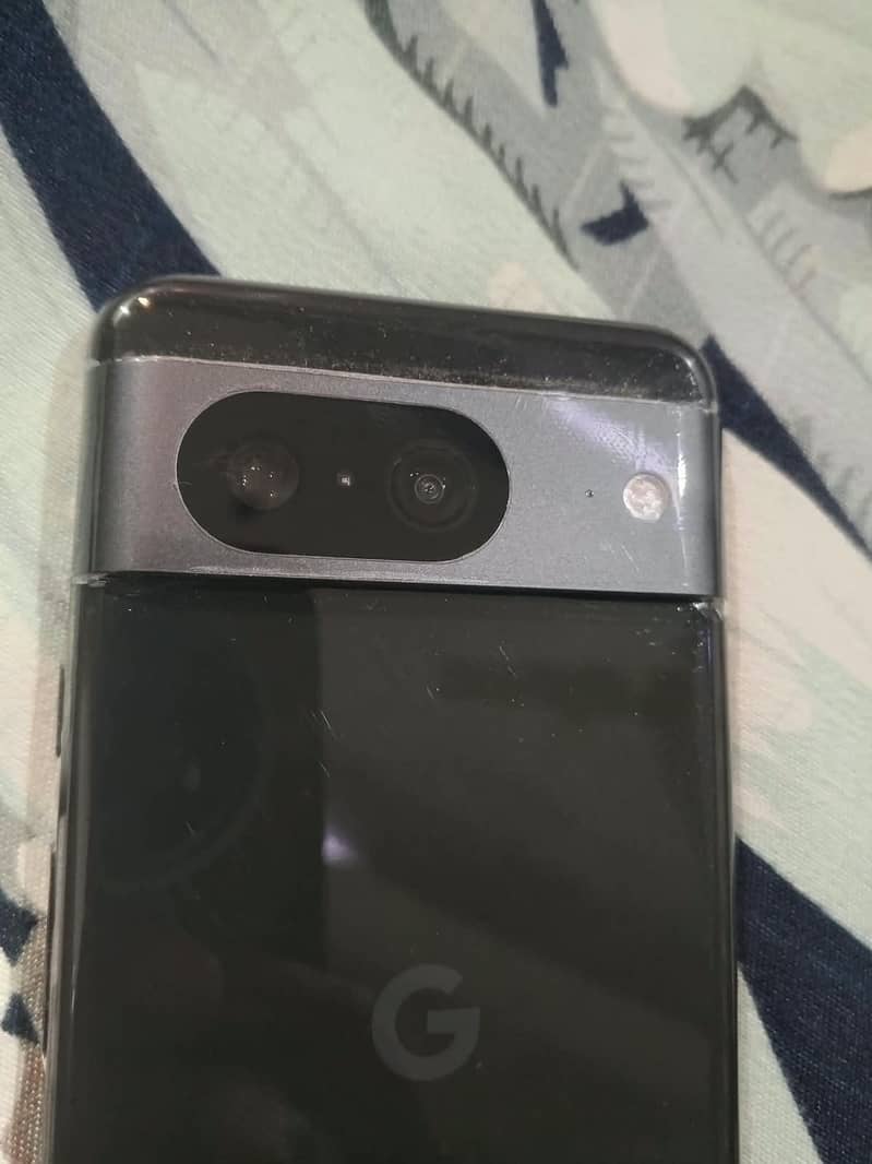 Google Pixel 8 3