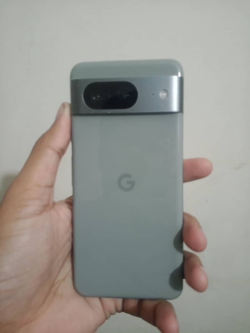 Google Pixel 8 1