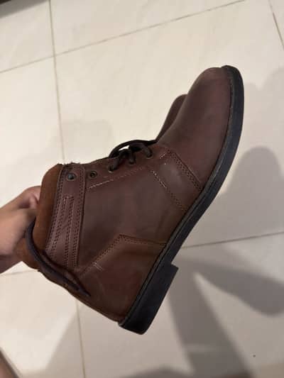 Brown matte leather Chelsea boots