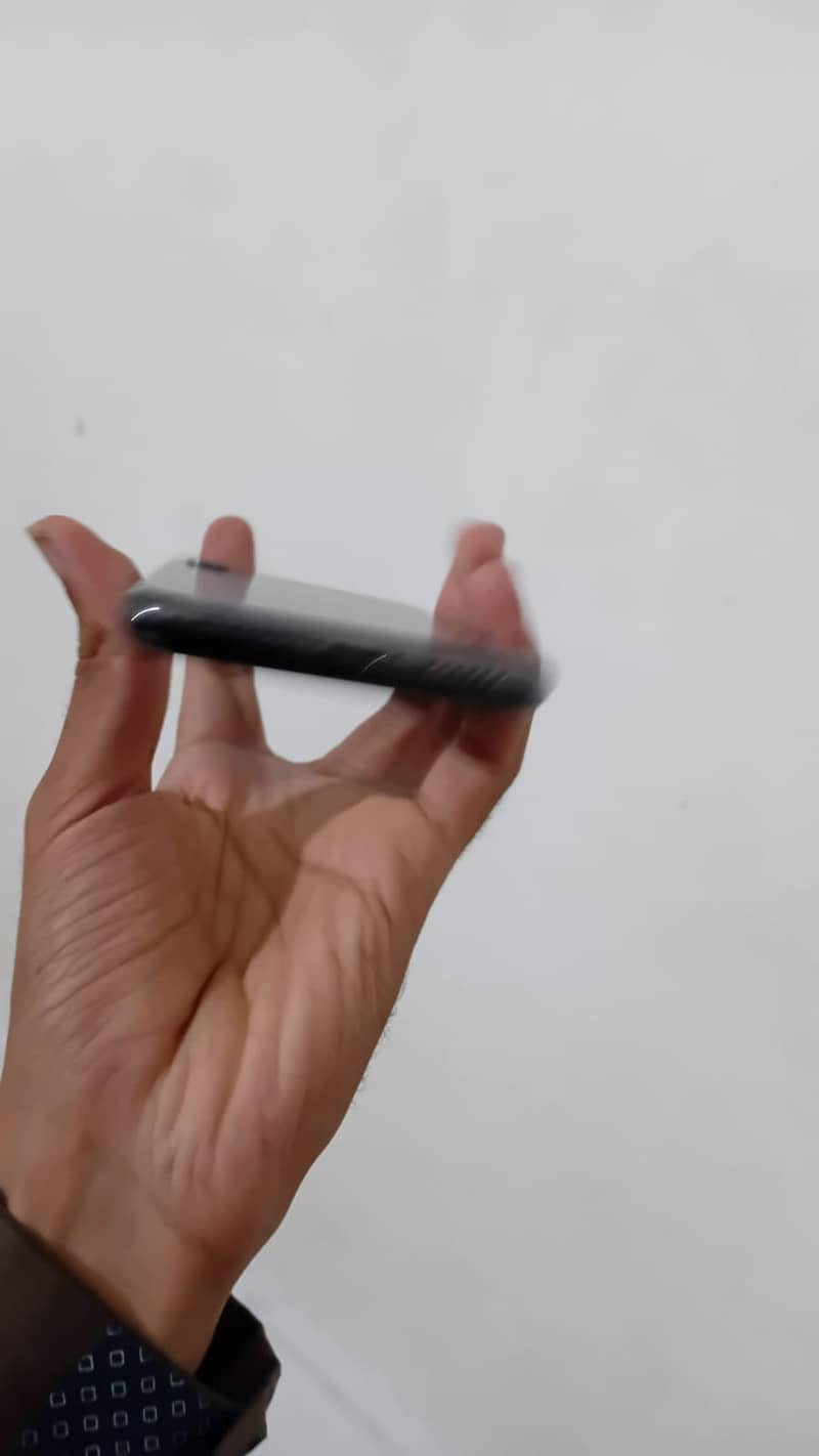 Apple iPhone X 6