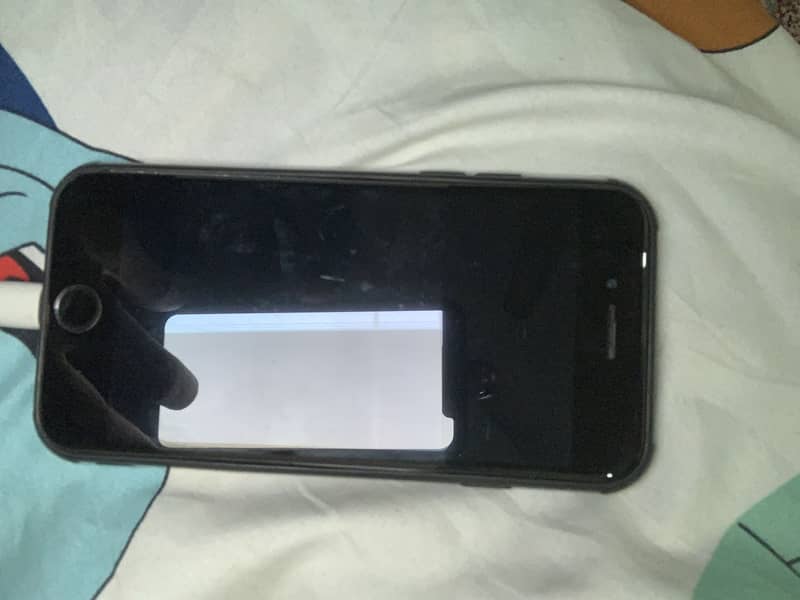 Apple iPhone 8 0