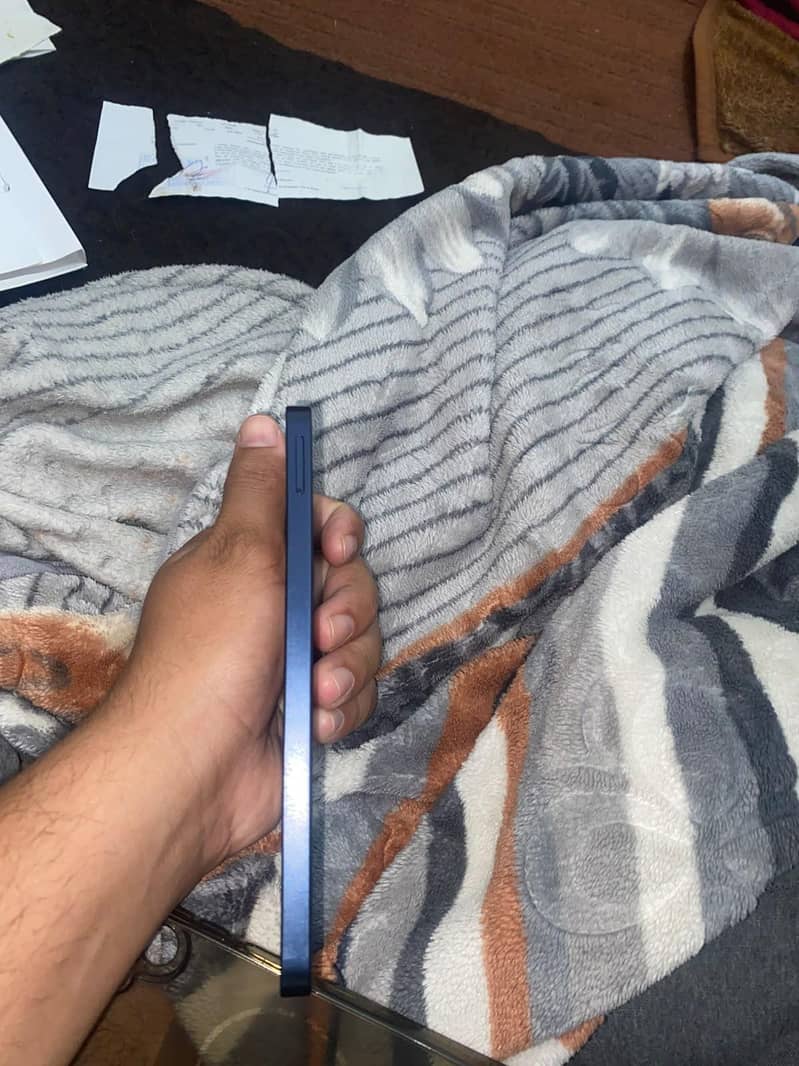 Samsung Mobile A06 0
