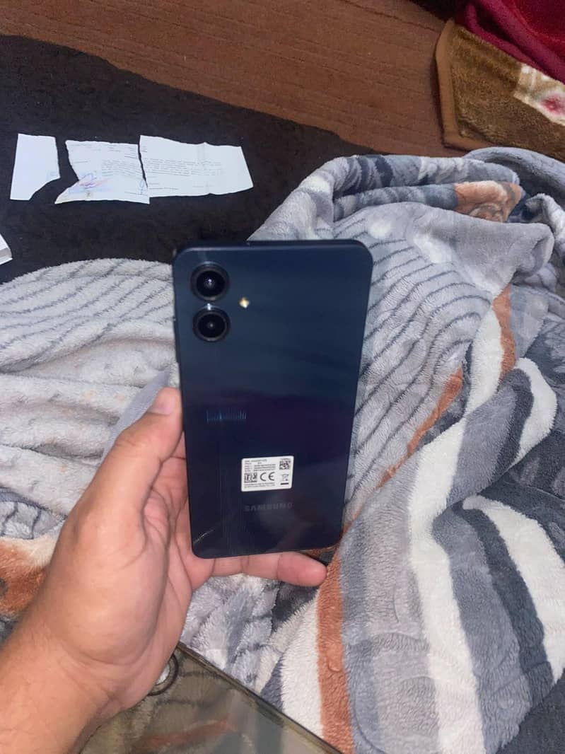 Samsung Mobile A06 6