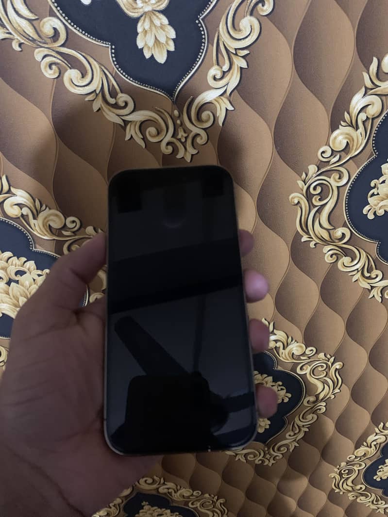Apple iPhone 14 Pro 2