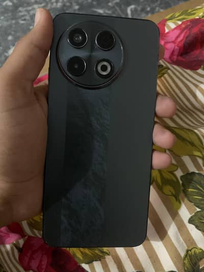 Tecno SPARK 30 Pro