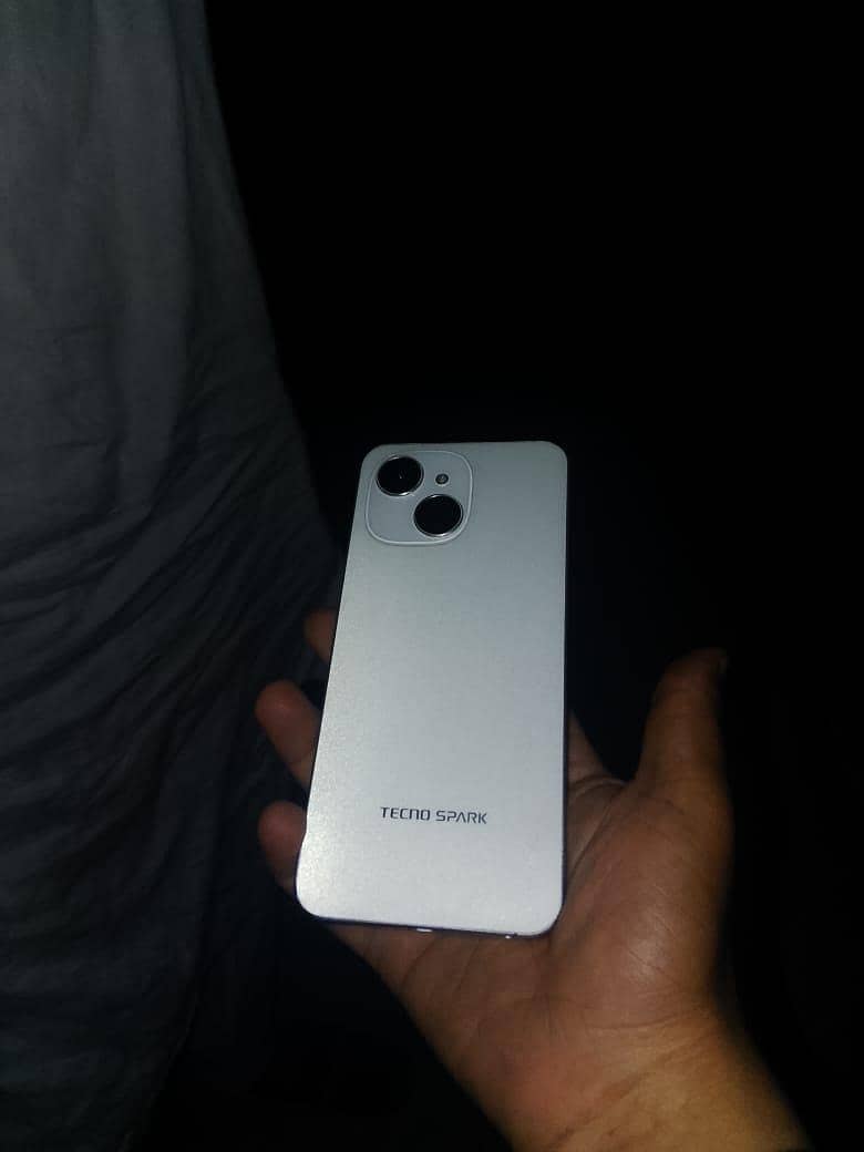 Tecno Spark 20C 0