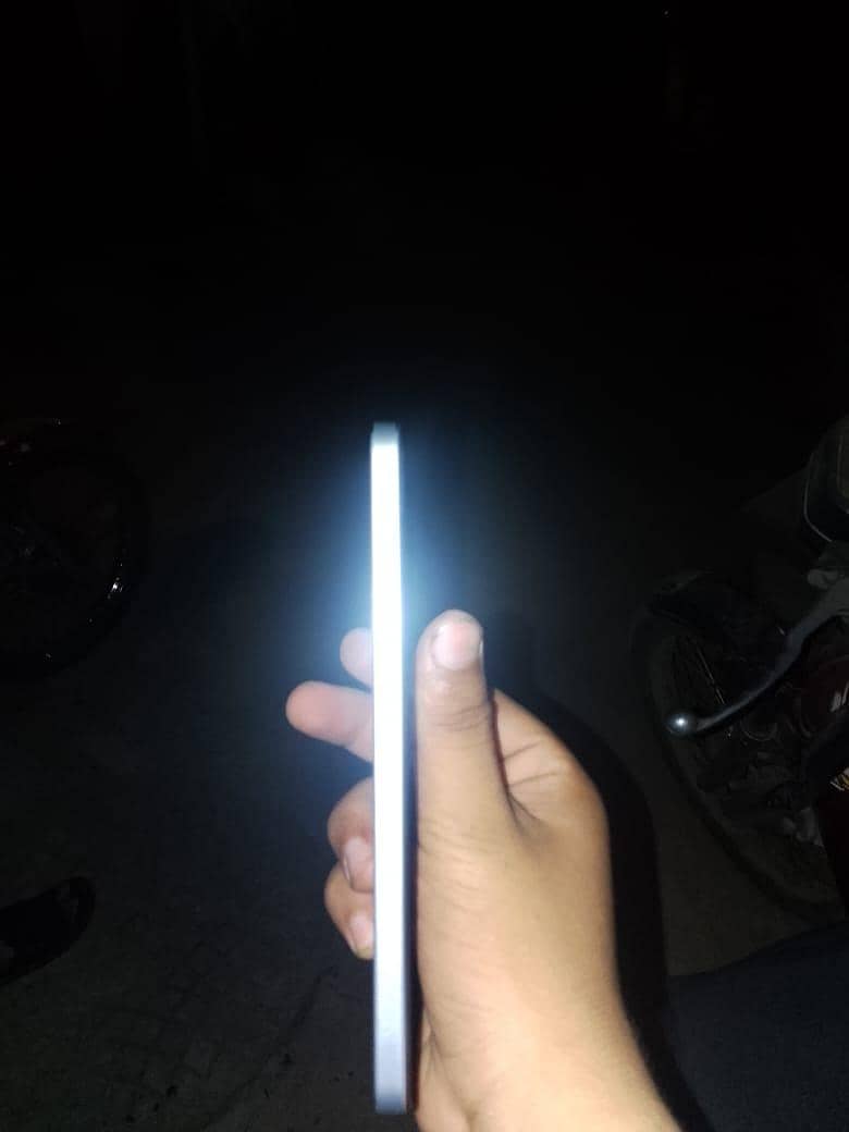 Tecno Spark 20C 2