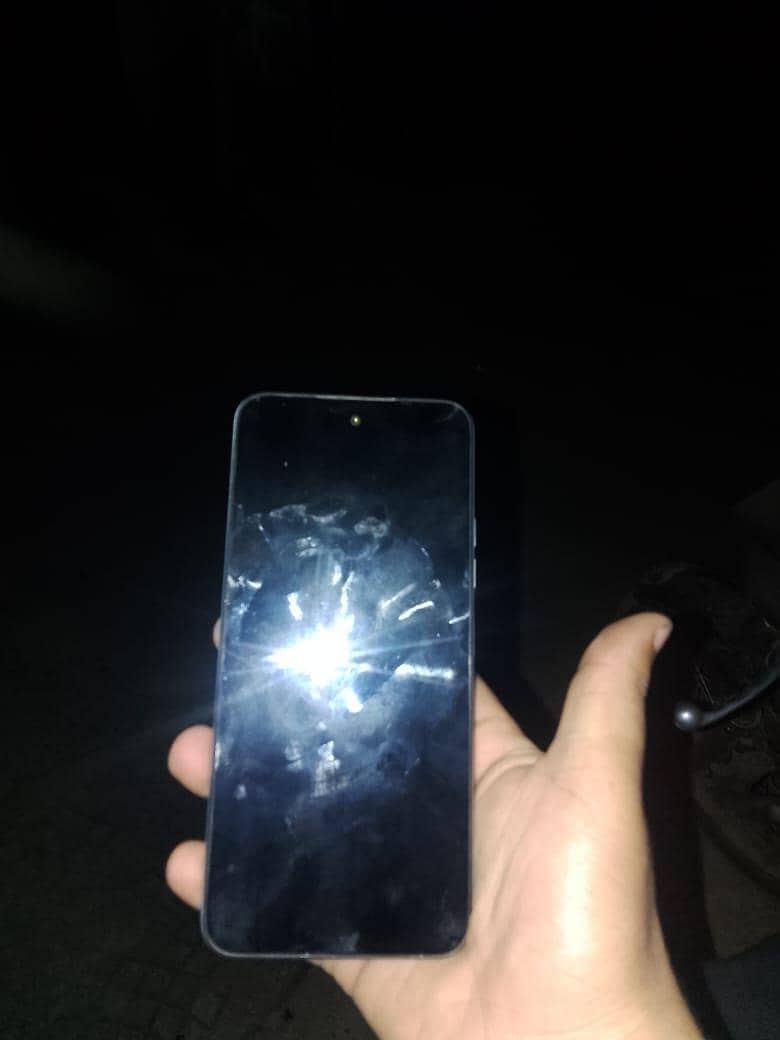 Tecno Spark 20C 4