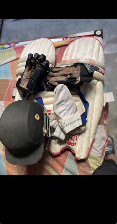 Hard kit Wth 2 bat