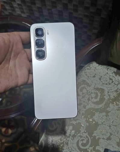 Infinix hot 60 i 6/128
