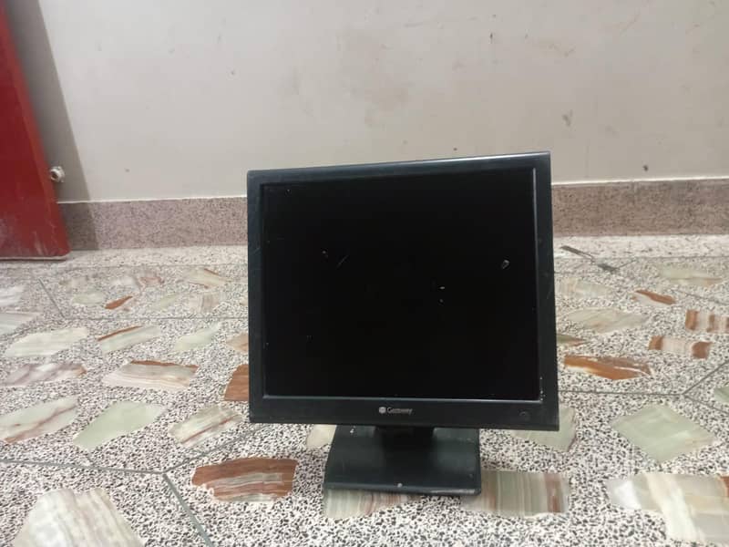 Monitor (Okay) 1