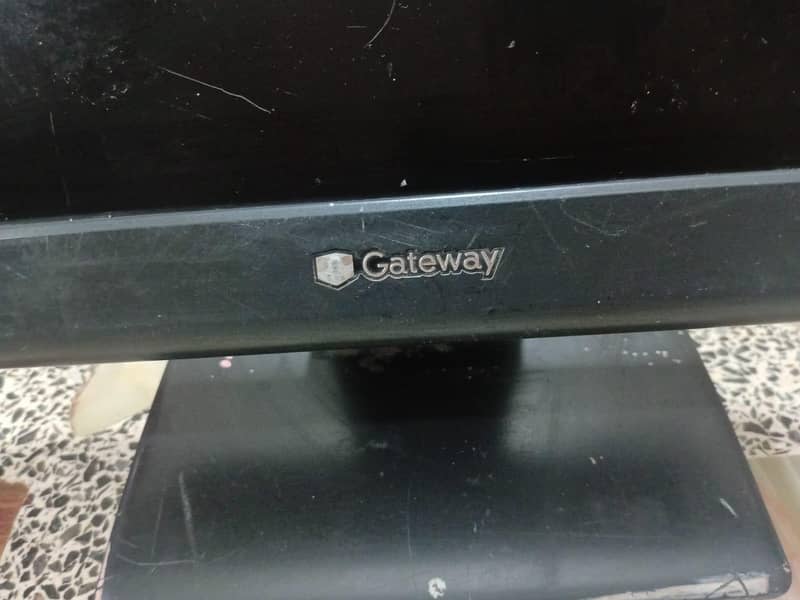 Monitor (Okay) 2