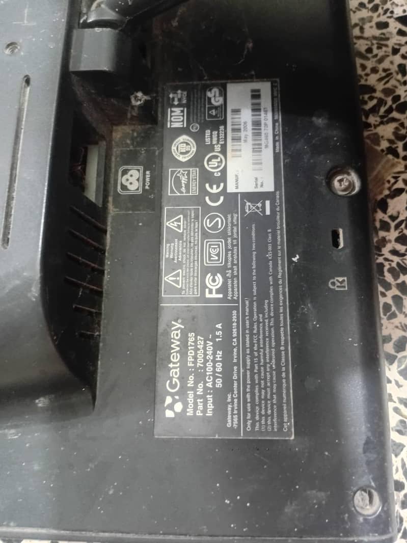 Monitor (Okay) 4