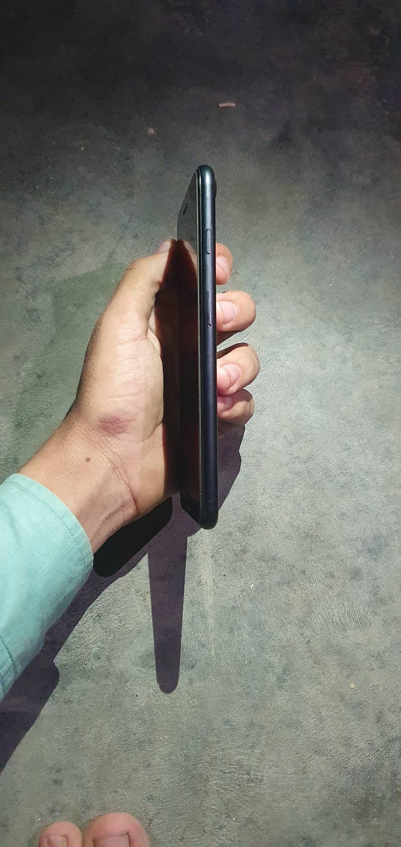 Apple iPhone 7 Plus 2