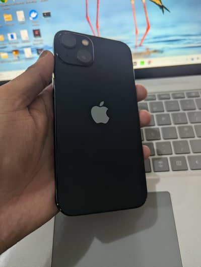 Apple iPhone 13