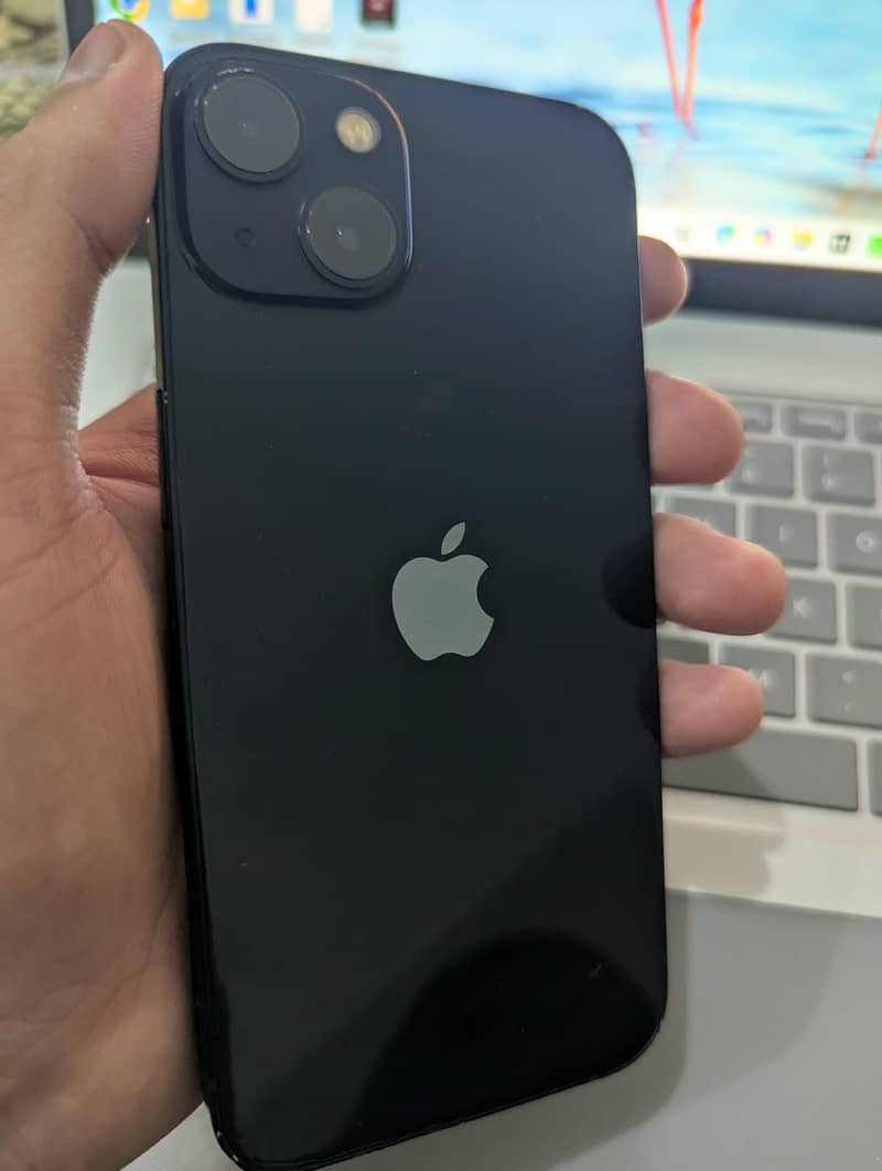 Apple iPhone 13 2