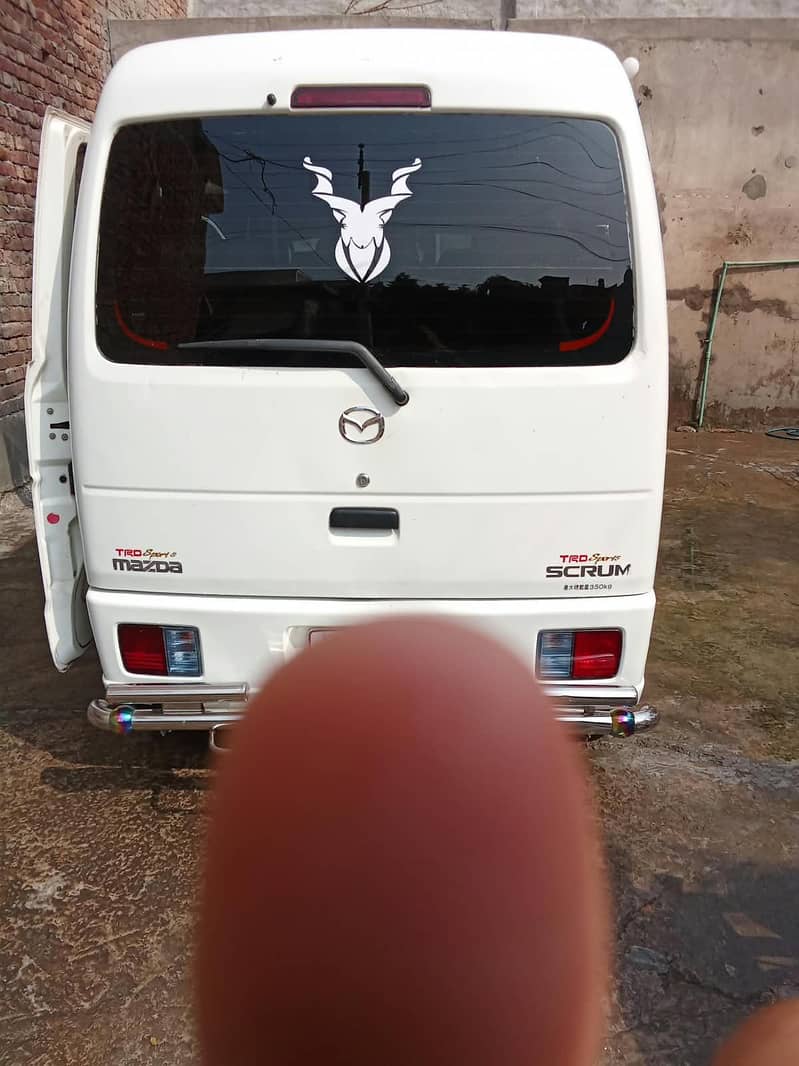 Mazda Azwagon 2010 4