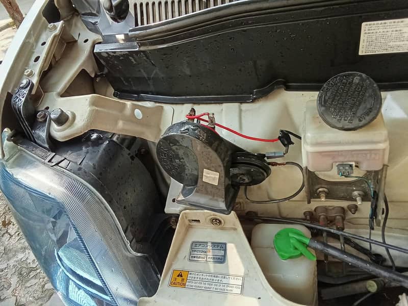 Mazda Azwagon 2010 17
