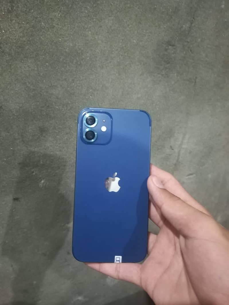 Apple iPhone 12 2