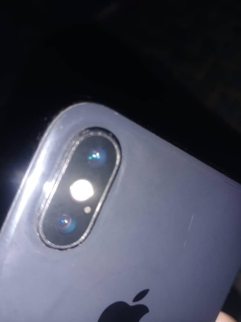 Apple iPhone X 1
