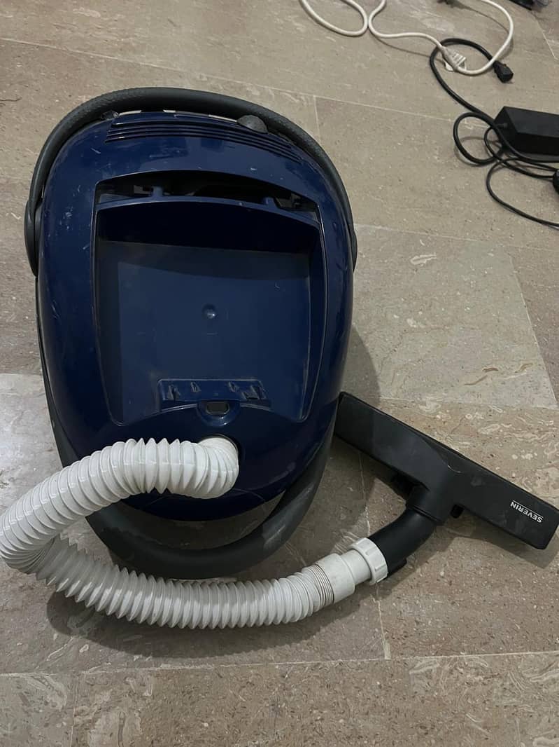 vacuum cleaner 2