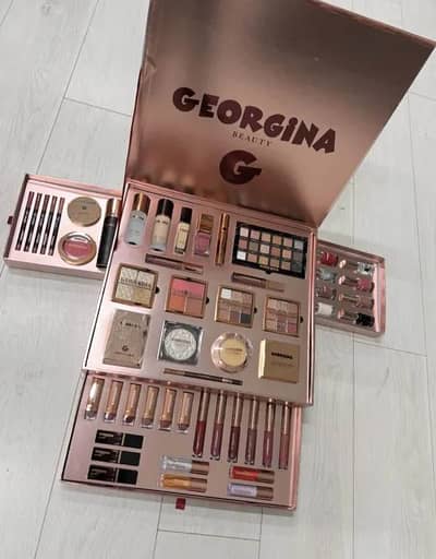 20 in 1 complete makeup deal