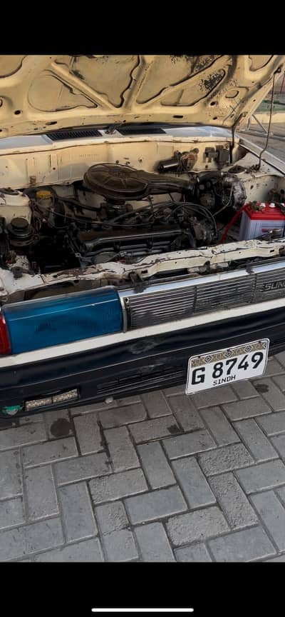 Nissan Sunny 1986