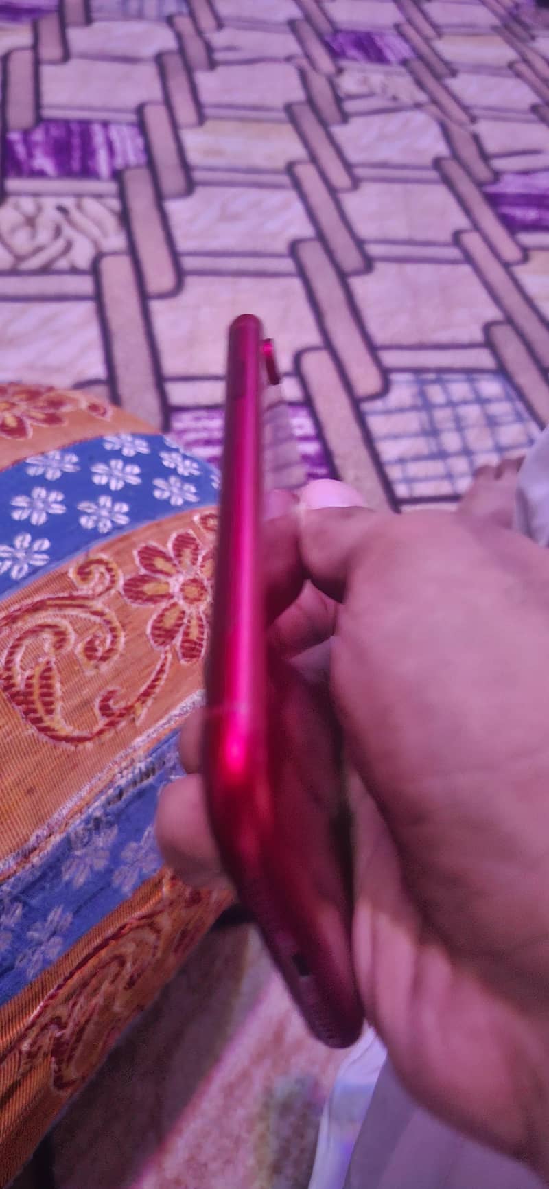 Apple iPhone XR 1