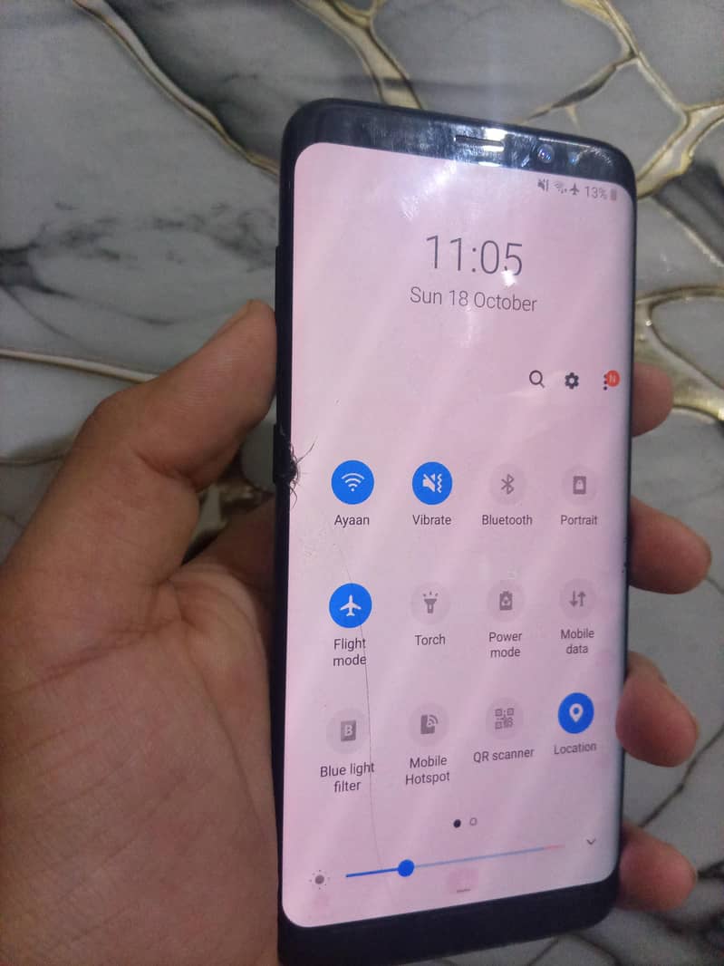 Samsung Mobile S8 1