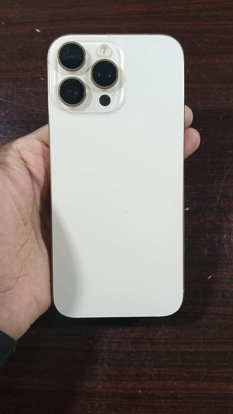 Apple iPhone 16 Pro Max 0