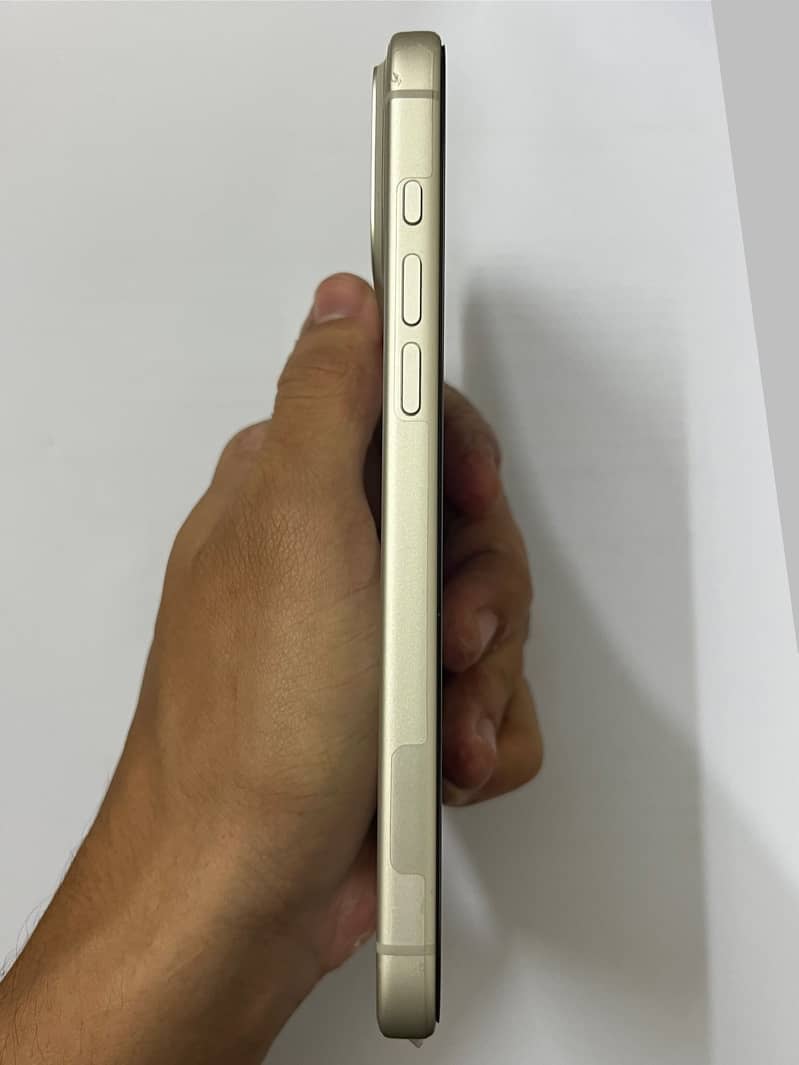Apple iPhone 17 Pro Max 1