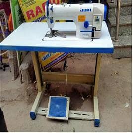 Muje aik juki machine chahiye kisi bhai ne sale karni hai tu contact m