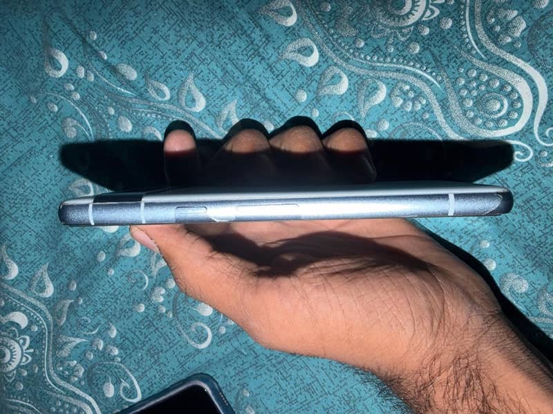 Google Pixel 7a 3