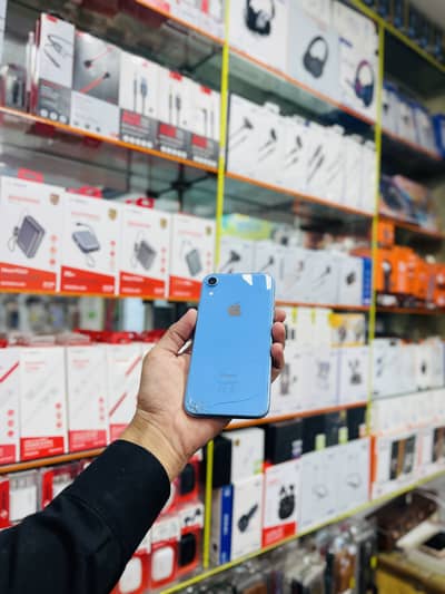 Apple iPhone XR