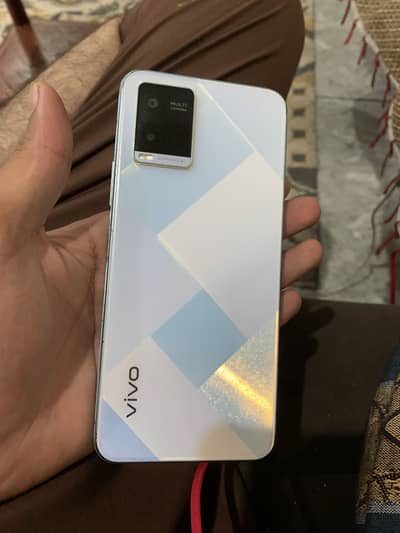 Vivo Y21