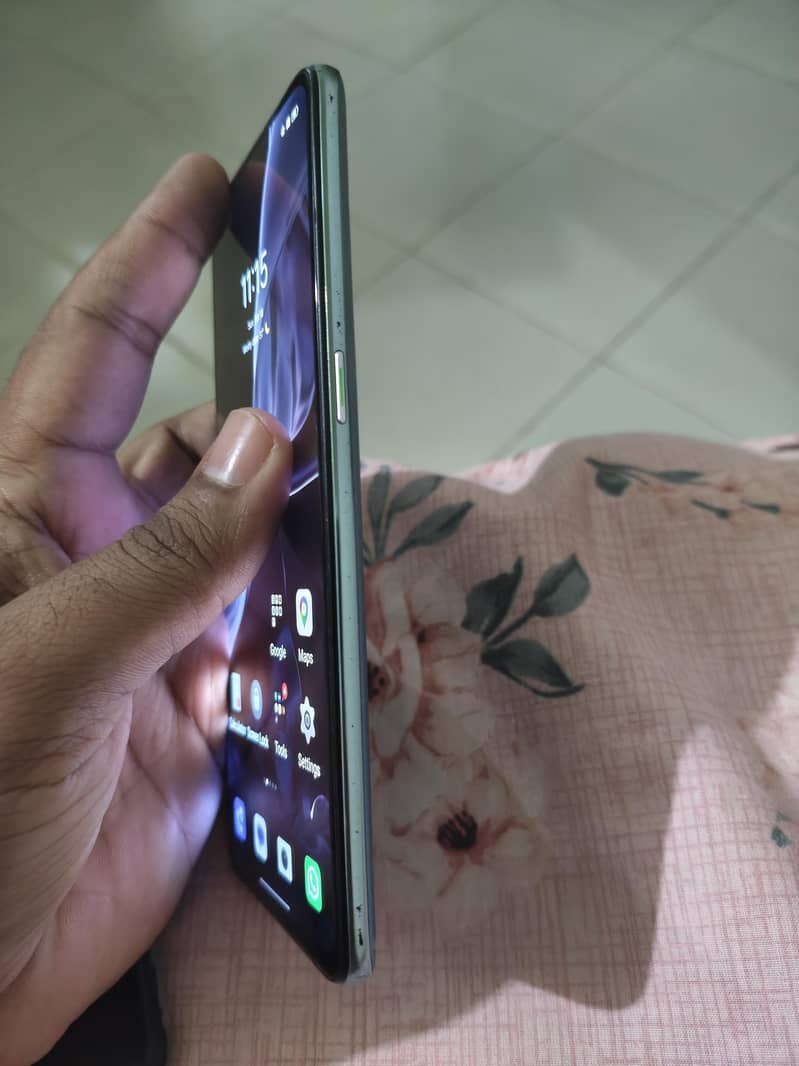OPPO Reno6 4
